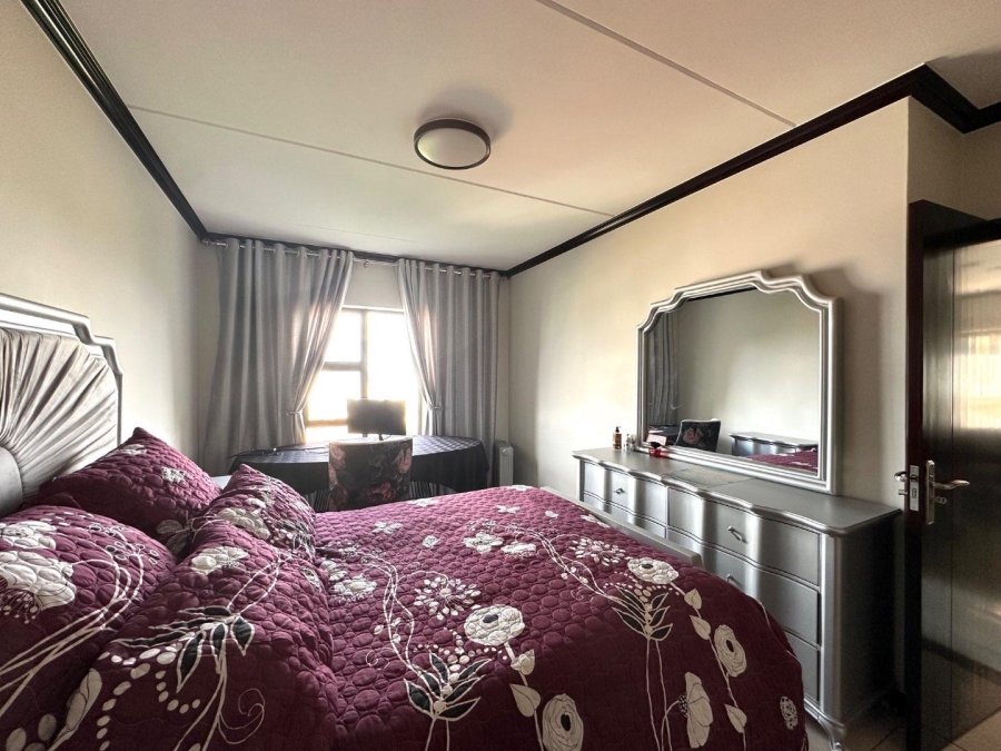 To Let 2 Bedroom Property for Rent in Blue Hills Gauteng