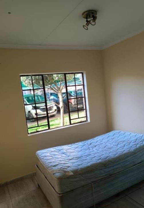 To Let 3 Bedroom Property for Rent in Corlett Gardens Gauteng