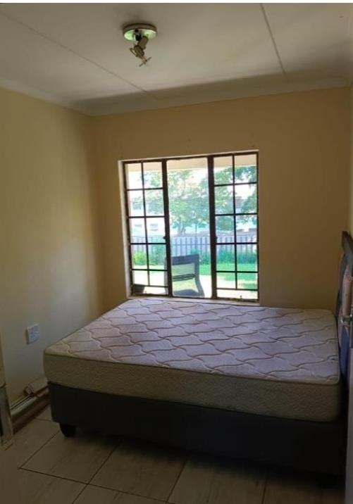 To Let 3 Bedroom Property for Rent in Corlett Gardens Gauteng
