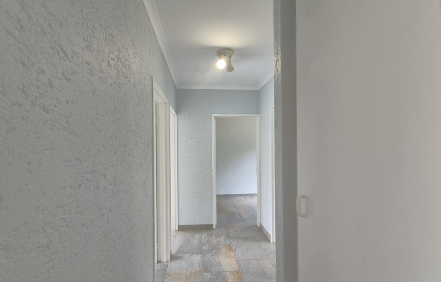 3 Bedroom Property for Sale in Allens Nek Gauteng