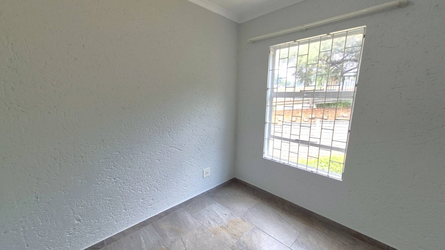3 Bedroom Property for Sale in Allens Nek Gauteng