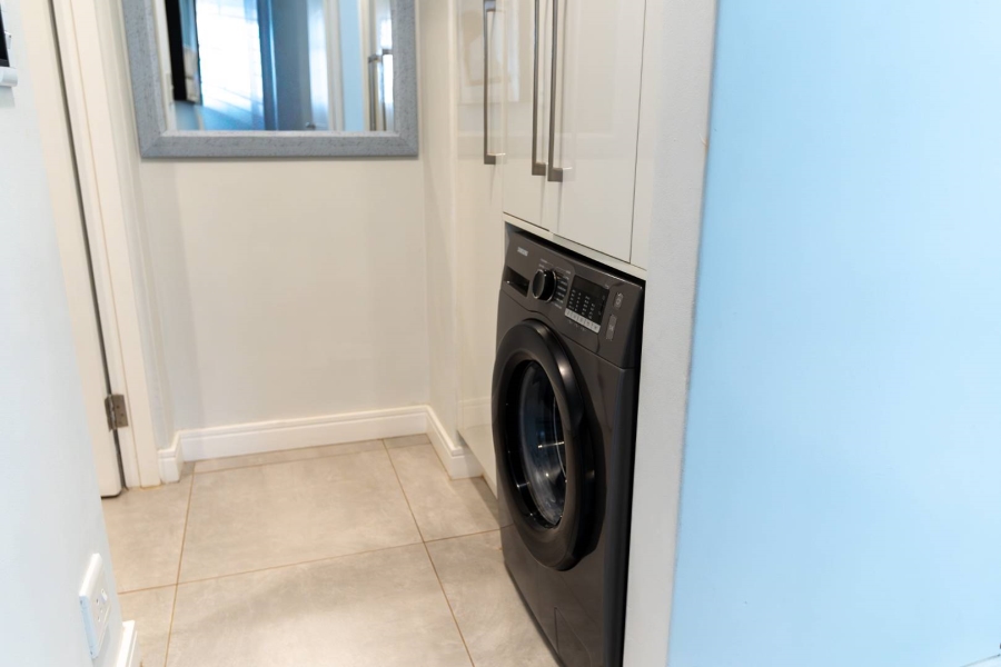 2 Bedroom Property for Sale in Eye of Africa Gauteng