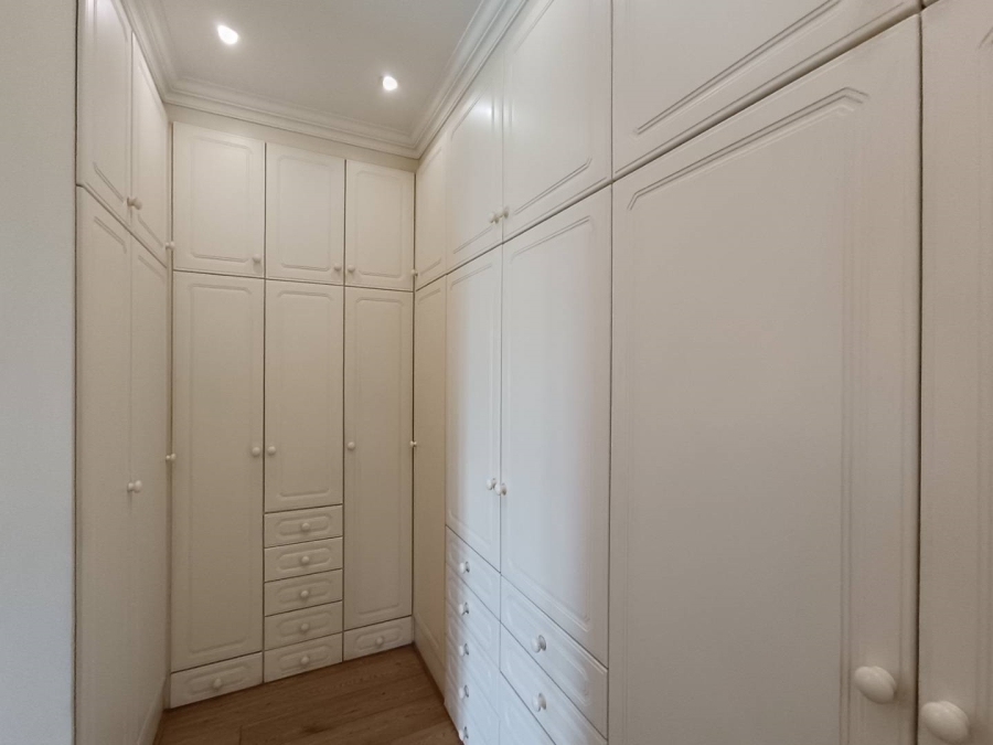 7 Bedroom Property for Sale in Midrand Gauteng