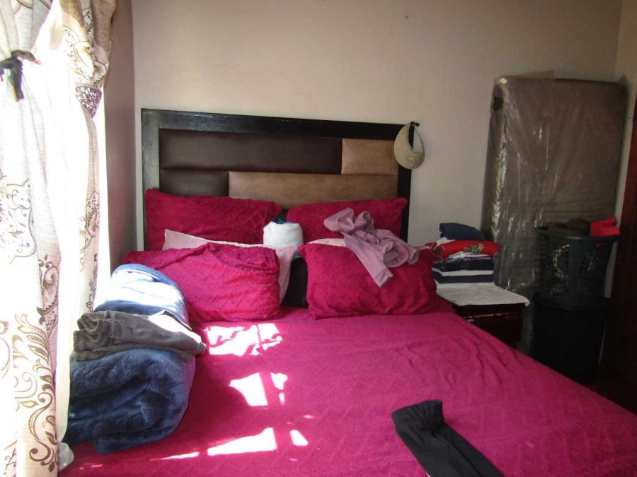 2 Bedroom Property for Sale in Brixton Gauteng