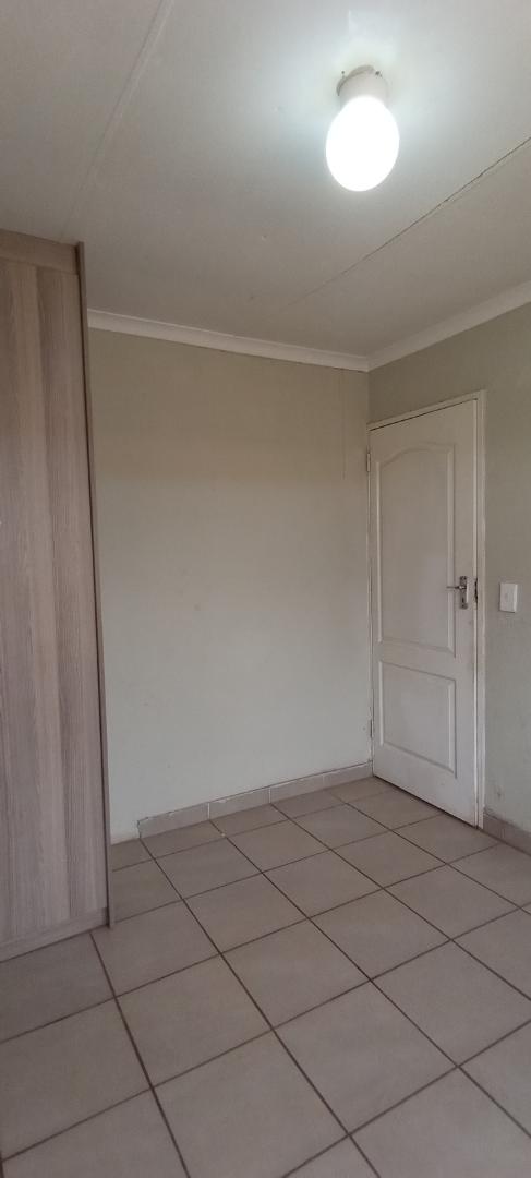 2 Bedroom Property for Sale in Moleleki Ext 3 Gauteng