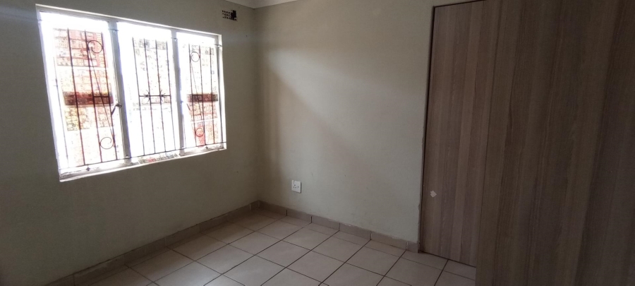2 Bedroom Property for Sale in Moleleki Ext 3 Gauteng