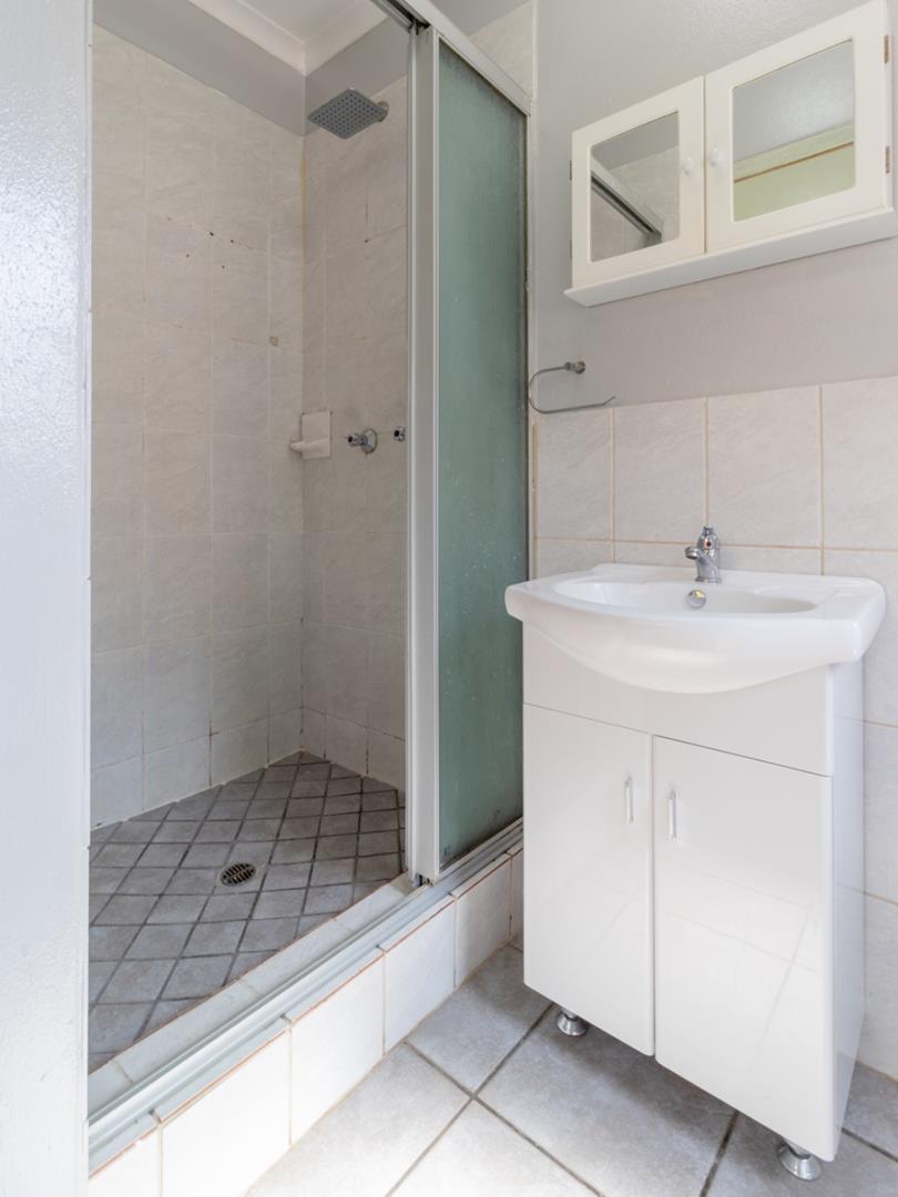 2 Bedroom Property for Sale in Wilgeheuwel Gauteng