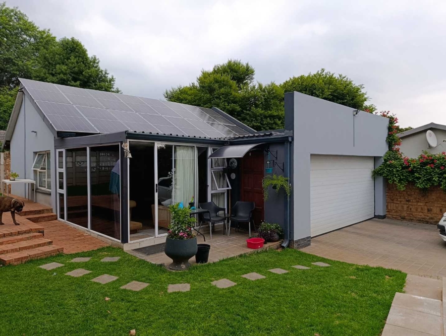 4 Bedroom Property for Sale in Allen Grove Gauteng