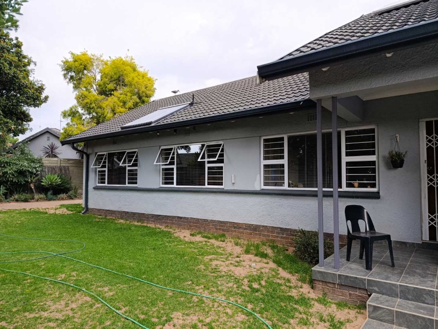 4 Bedroom Property for Sale in Allen Grove Gauteng