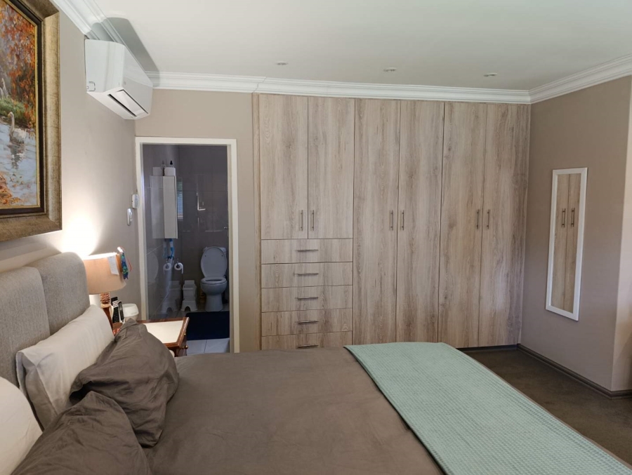 4 Bedroom Property for Sale in Allen Grove Gauteng