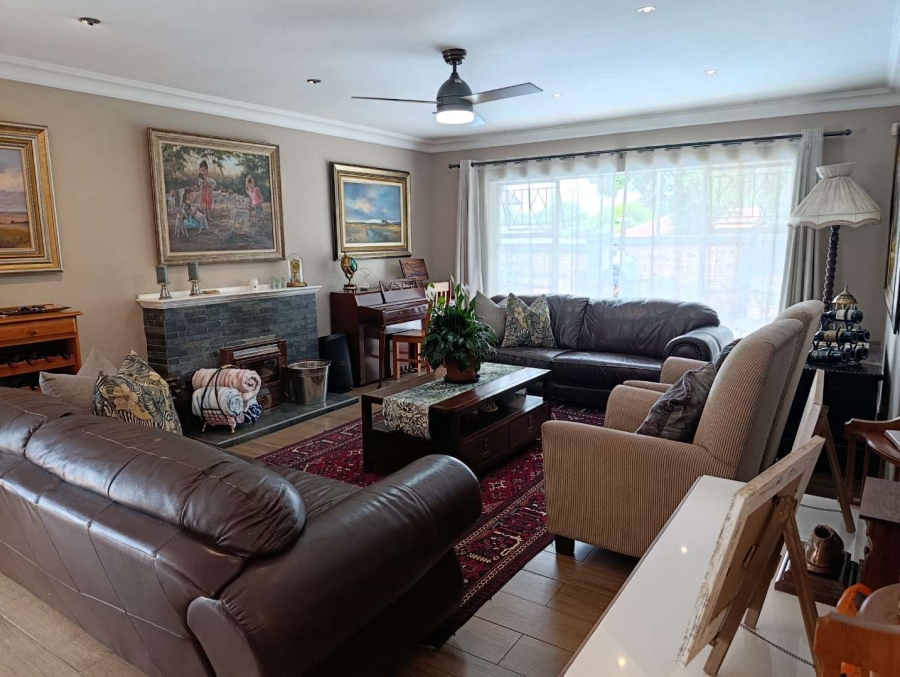 4 Bedroom Property for Sale in Allen Grove Gauteng