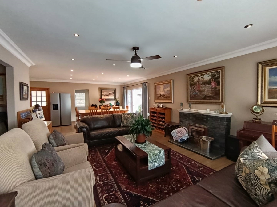 4 Bedroom Property for Sale in Allen Grove Gauteng