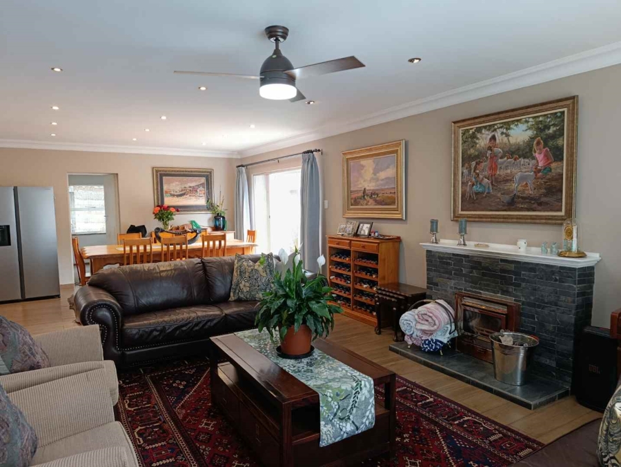 4 Bedroom Property for Sale in Allen Grove Gauteng