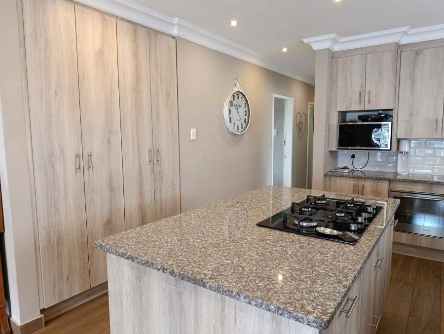 4 Bedroom Property for Sale in Allen Grove Gauteng