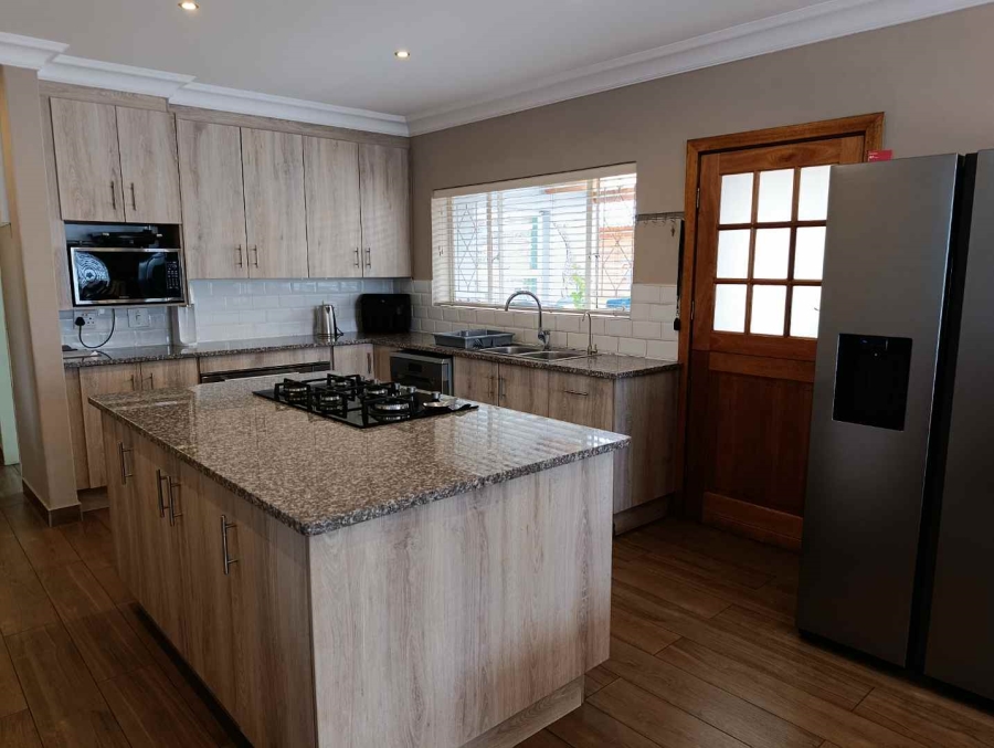 4 Bedroom Property for Sale in Allen Grove Gauteng