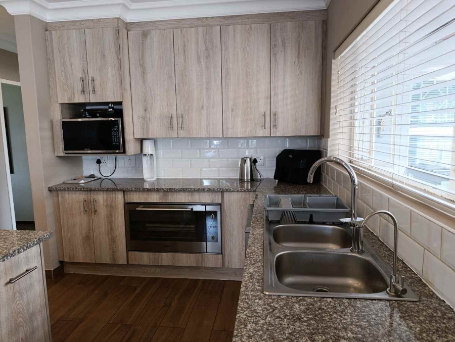 4 Bedroom Property for Sale in Allen Grove Gauteng