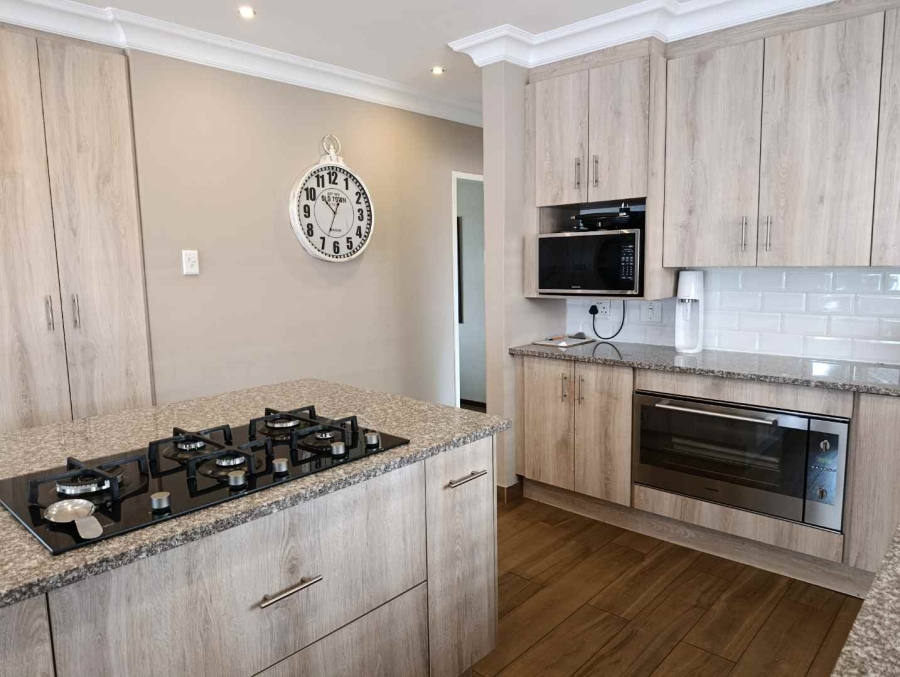 4 Bedroom Property for Sale in Allen Grove Gauteng