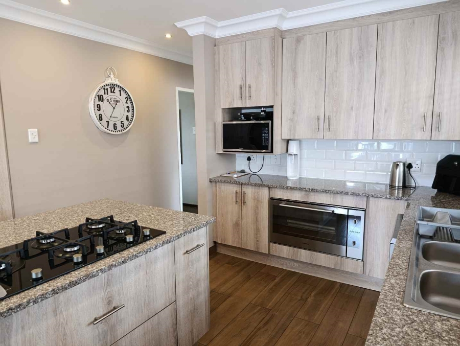 4 Bedroom Property for Sale in Allen Grove Gauteng