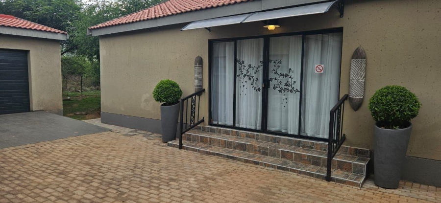 6 Bedroom Property for Sale in Dinokeng Gauteng