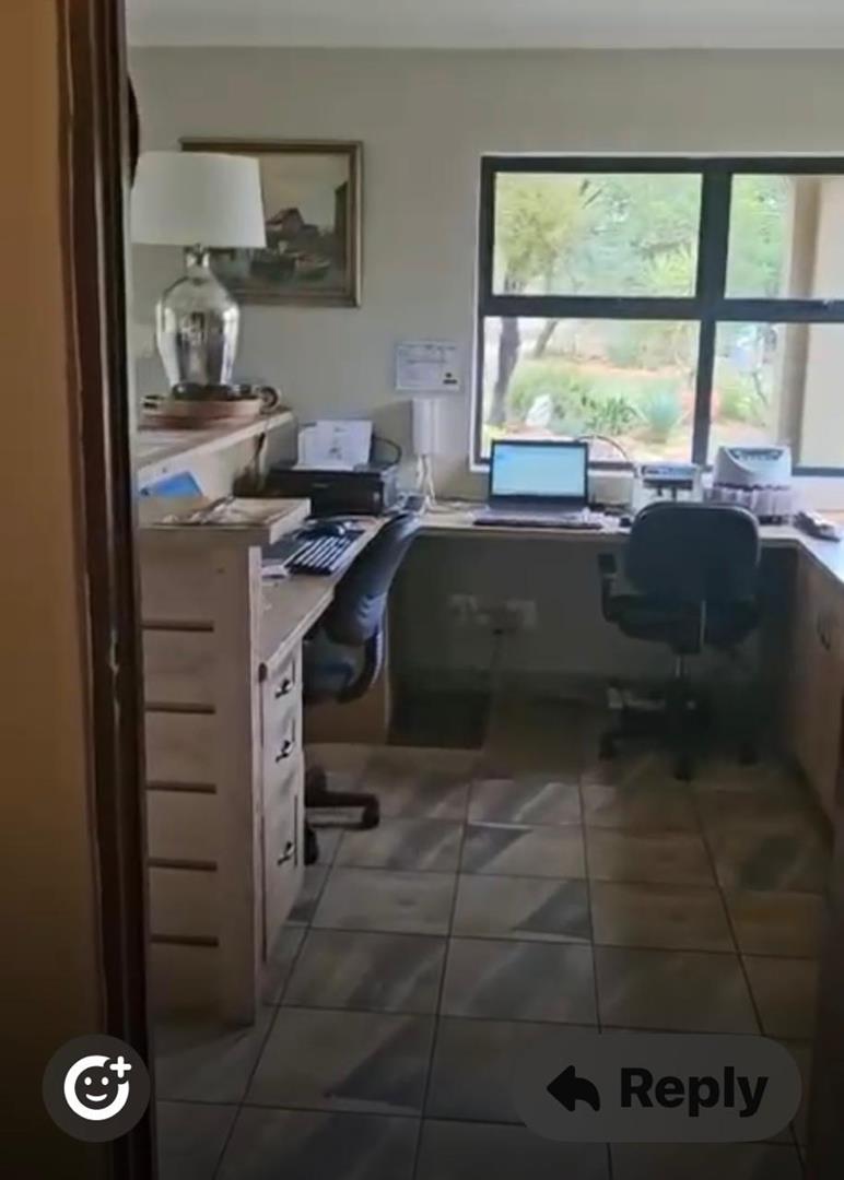 6 Bedroom Property for Sale in Dinokeng Gauteng