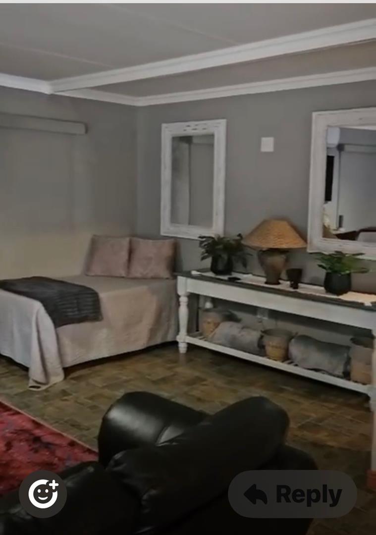 6 Bedroom Property for Sale in Dinokeng Gauteng