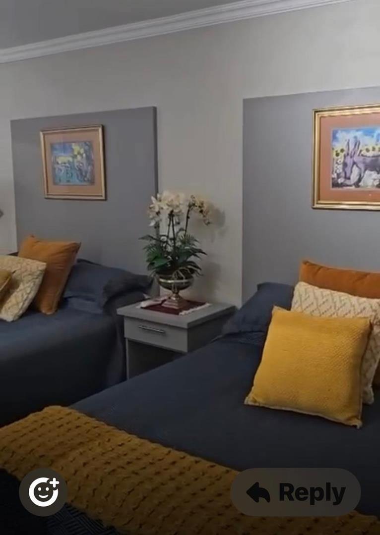 6 Bedroom Property for Sale in Dinokeng Gauteng