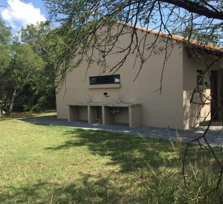 6 Bedroom Property for Sale in Dinokeng Gauteng