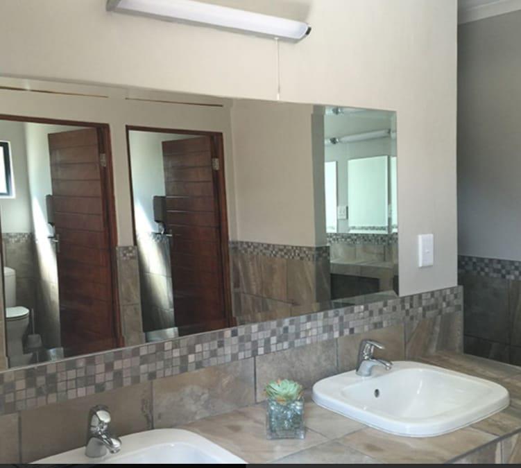 6 Bedroom Property for Sale in Dinokeng Gauteng