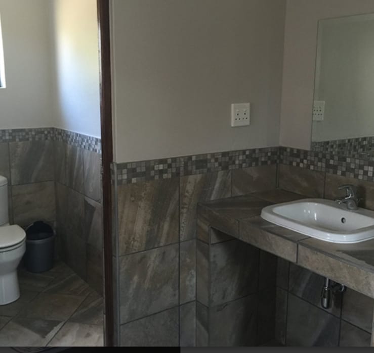 6 Bedroom Property for Sale in Dinokeng Gauteng