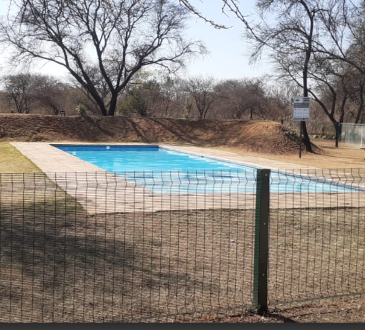 6 Bedroom Property for Sale in Dinokeng Gauteng
