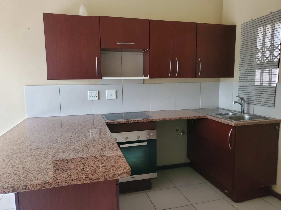 1 Bedroom Property for Sale in Jackal Creek Golf Estate Gauteng