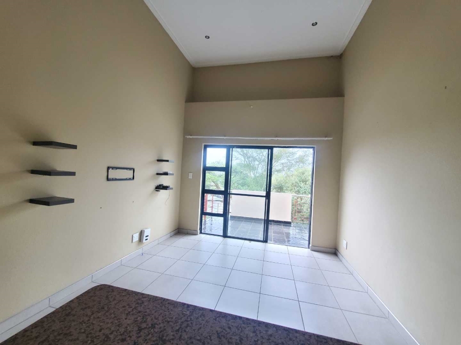 1 Bedroom Property for Sale in Jackal Creek Golf Estate Gauteng