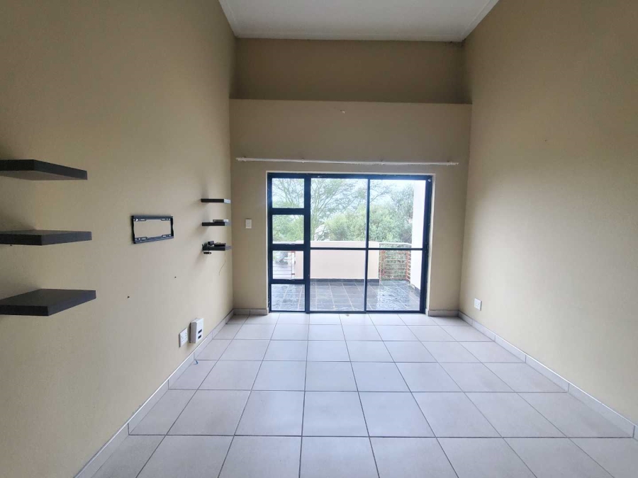 1 Bedroom Property for Sale in Jackal Creek Golf Estate Gauteng
