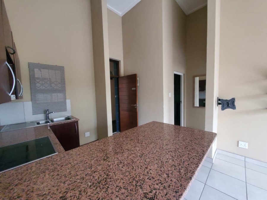 1 Bedroom Property for Sale in Jackal Creek Golf Estate Gauteng