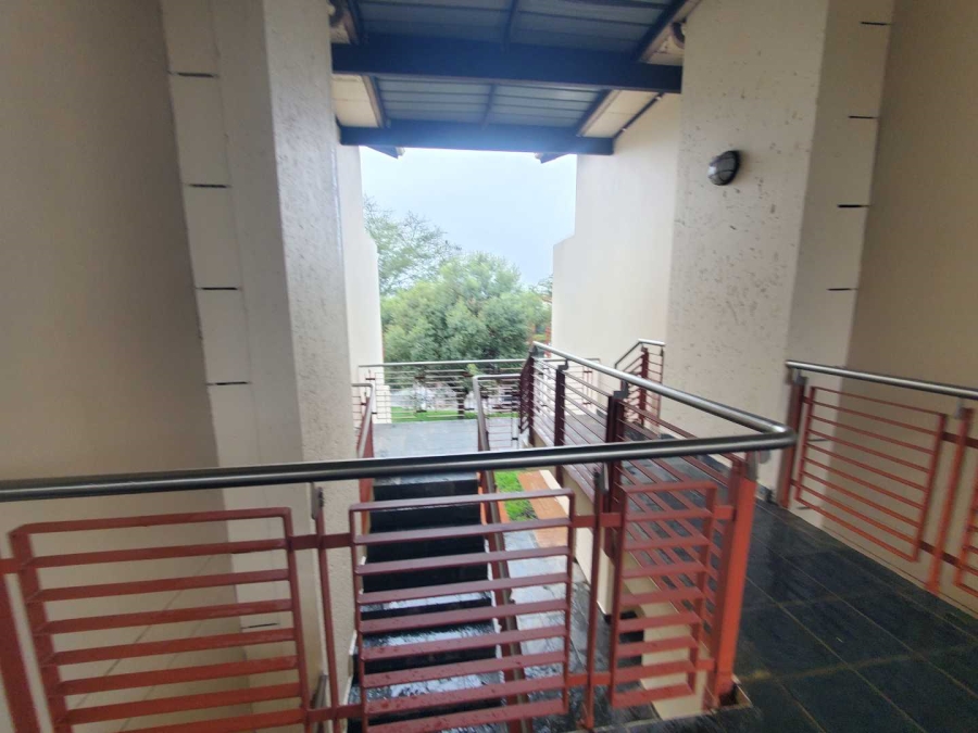 1 Bedroom Property for Sale in Jackal Creek Golf Estate Gauteng