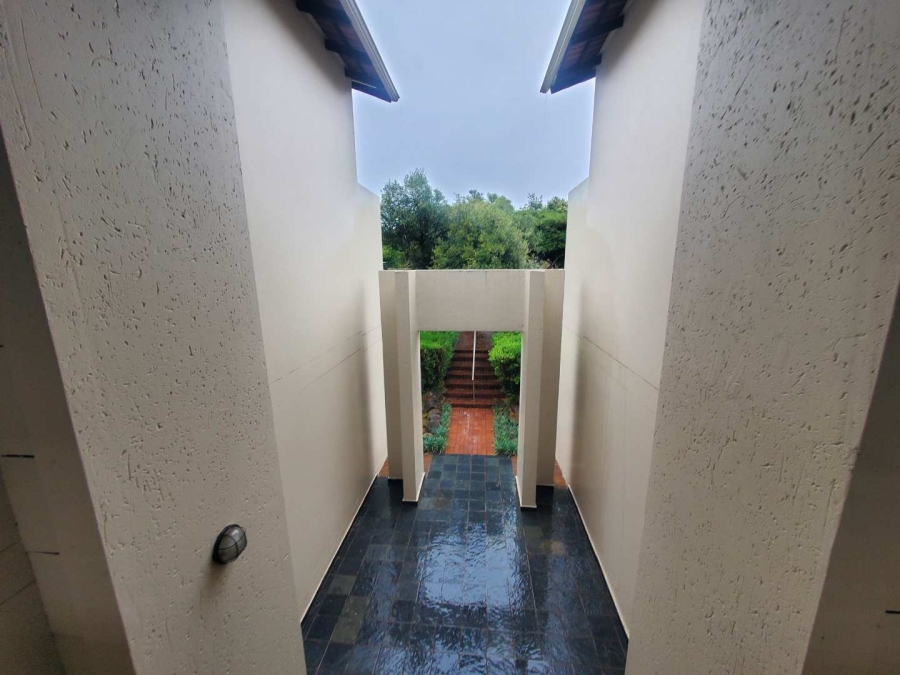 1 Bedroom Property for Sale in Jackal Creek Golf Estate Gauteng