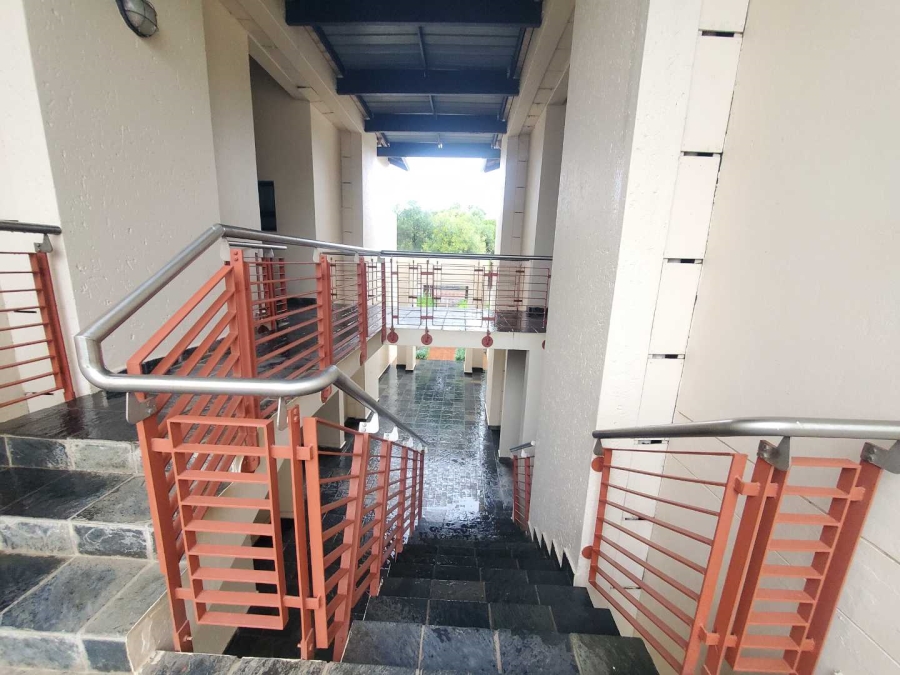 1 Bedroom Property for Sale in Jackal Creek Golf Estate Gauteng