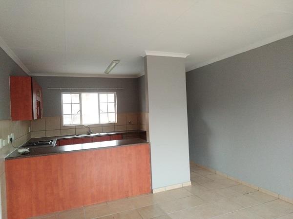 1 Bedroom Property for Sale in Towerby Gauteng