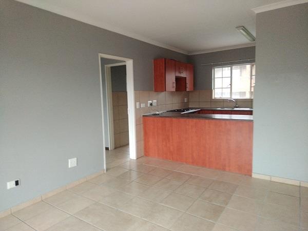 1 Bedroom Property for Sale in Towerby Gauteng