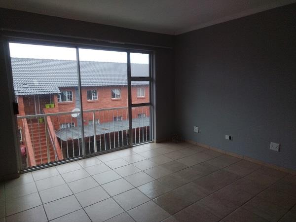 1 Bedroom Property for Sale in Towerby Gauteng