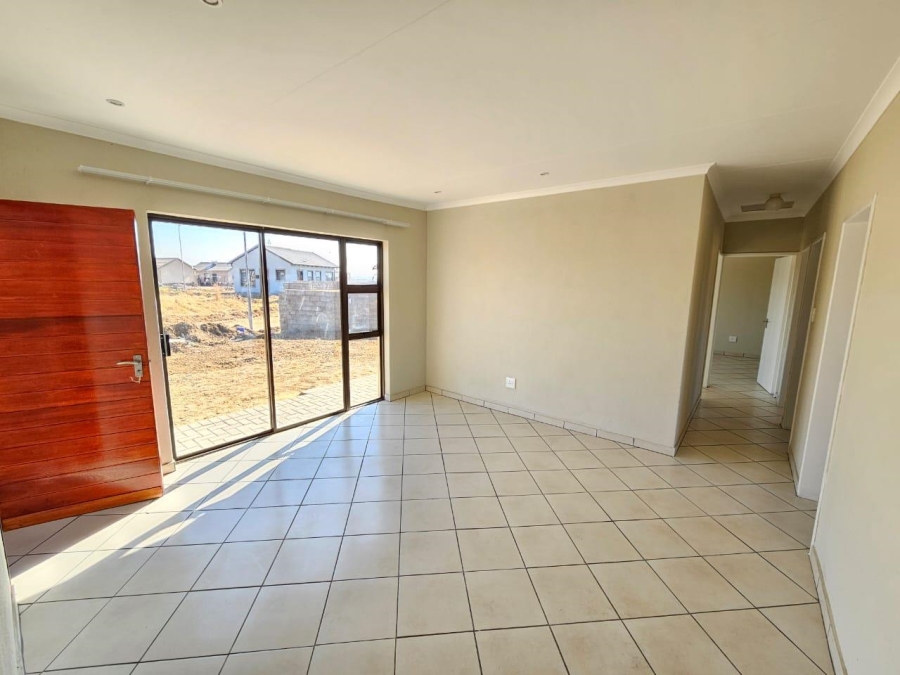 3 Bedroom Property for Sale in Windmill Park Gauteng