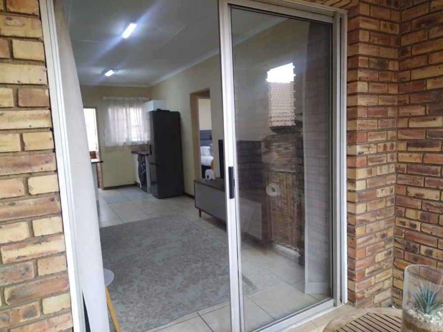 2 Bedroom Property for Sale in Elandspark Gauteng
