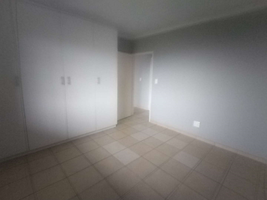 2 Bedroom Property for Sale in Towerby Gauteng