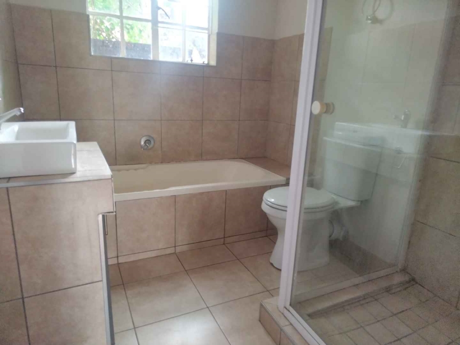 3 Bedroom Property for Sale in Bramley Park Gauteng