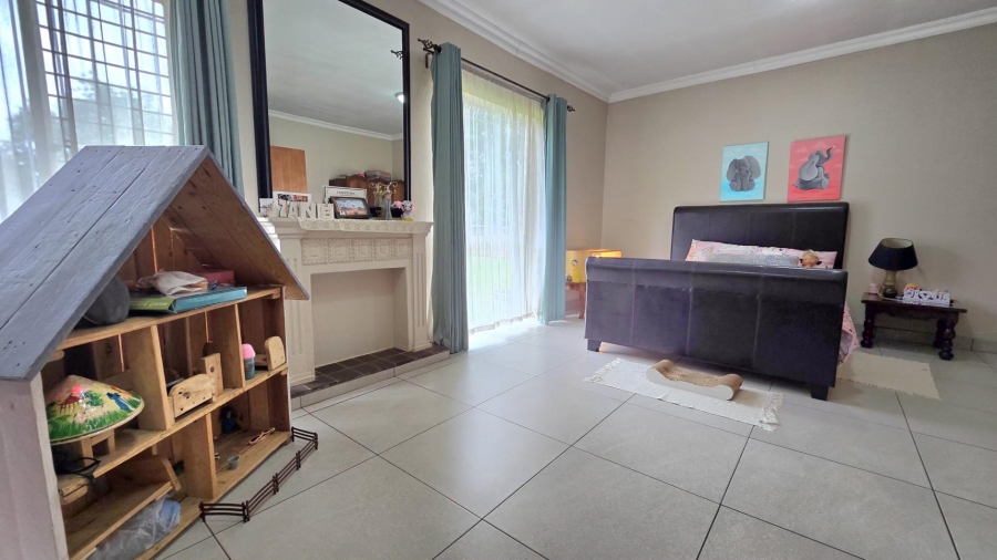 4 Bedroom Property for Sale in Nimrod Park Gauteng