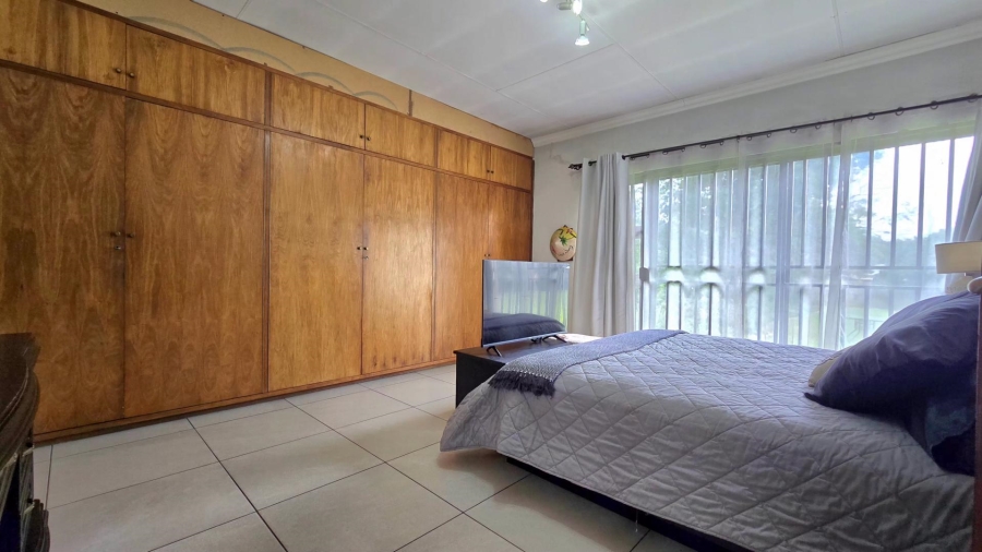 4 Bedroom Property for Sale in Nimrod Park Gauteng