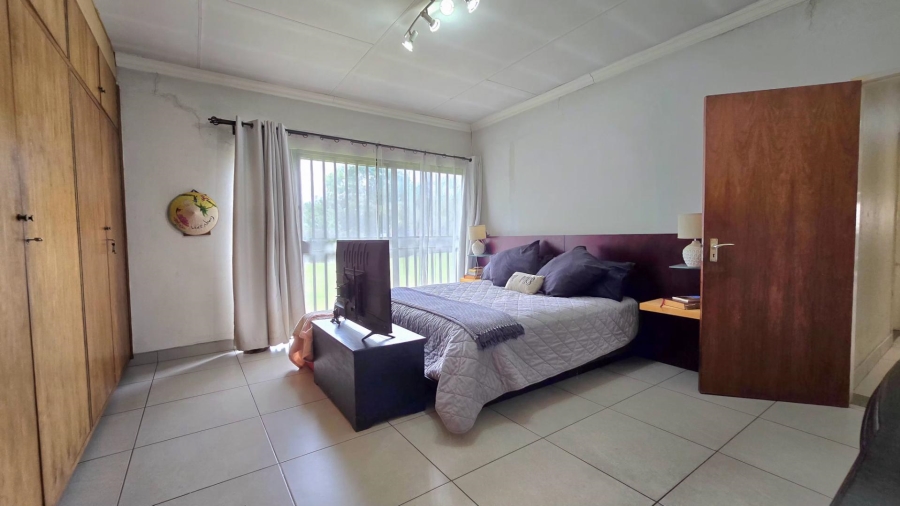 4 Bedroom Property for Sale in Nimrod Park Gauteng