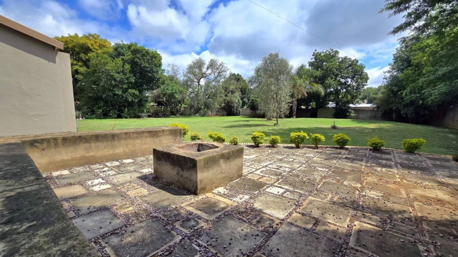 4 Bedroom Property for Sale in Nimrod Park Gauteng