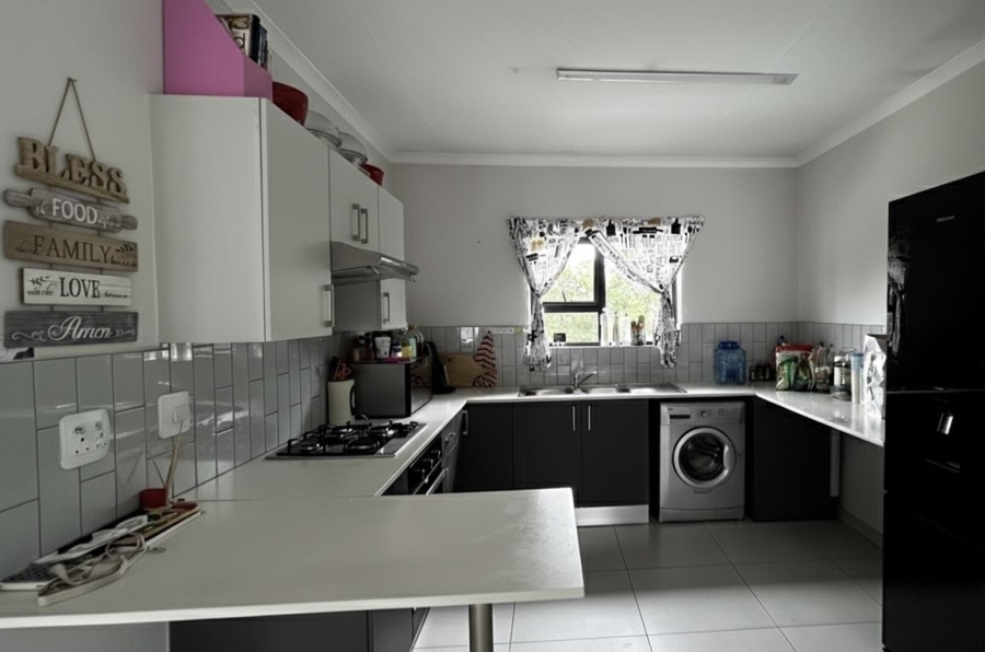 2 Bedroom Property for Sale in Pomona Gauteng