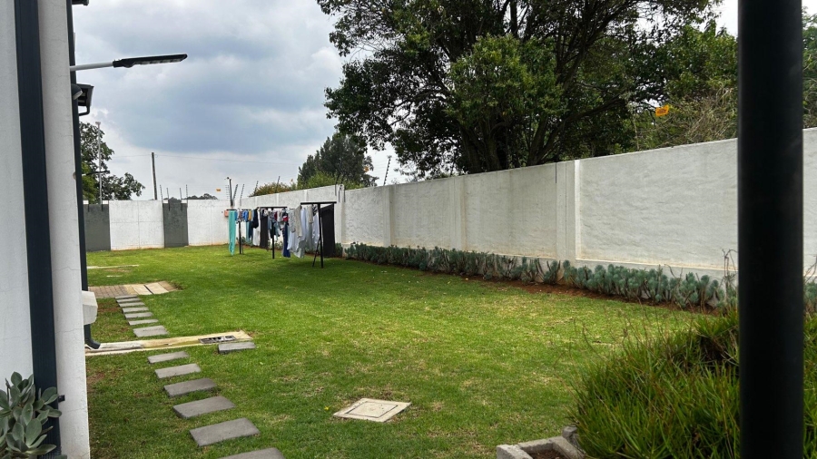 2 Bedroom Property for Sale in Pomona Gauteng
